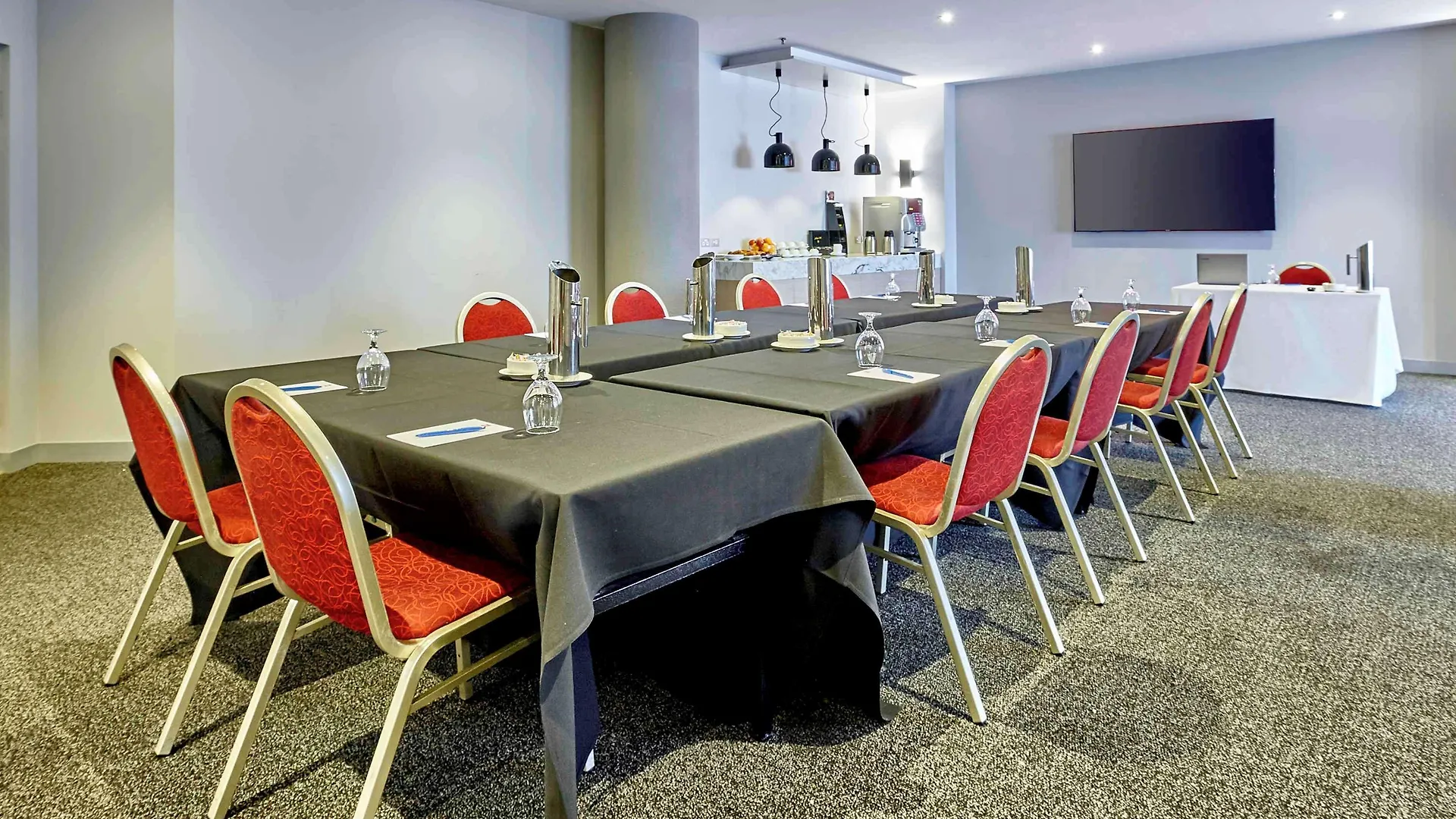 Ibis Perth Hotel