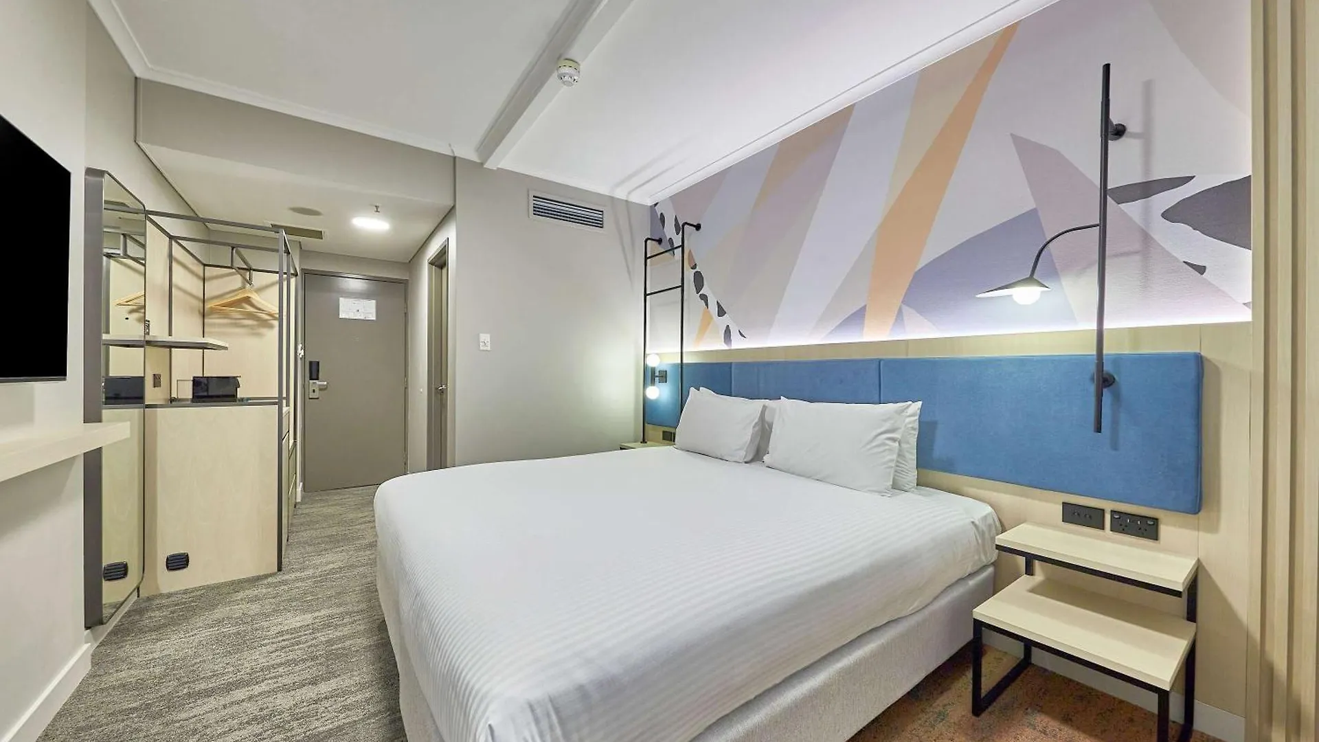 Ibis Perth Hotel