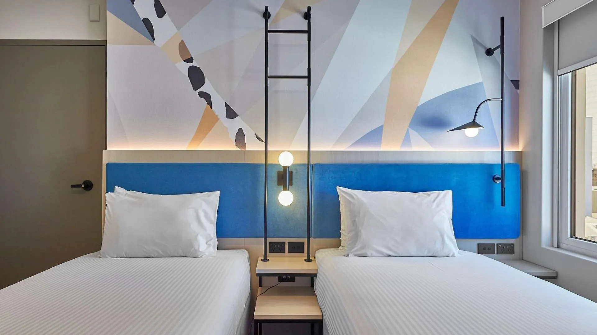 ****  Ibis Perth Hotel Australia