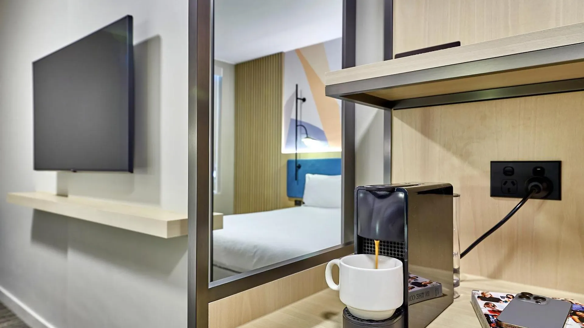****  Ibis Perth Hotel Australia