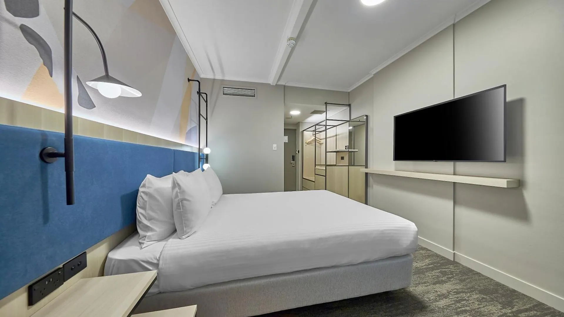 Ibis Perth Hotel