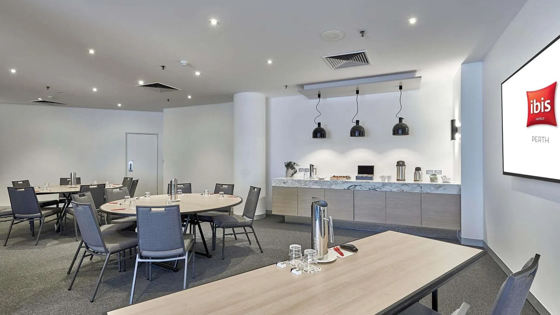 Ibis Perth Hotel